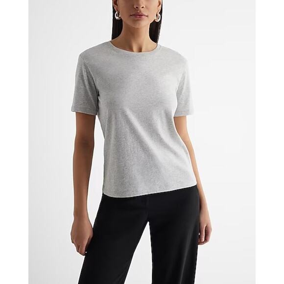 Express Women's Skimming Cotton Crew Neck Short Sleeve Tee SZ Large NWT - Picture 2 of 7
